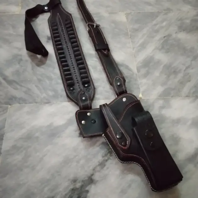 Impressive Handcrafted universal 9mm r Holster