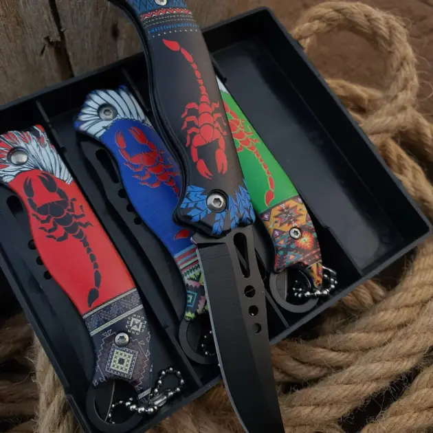 Venomous Scorpius Knives (1)